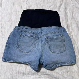 Ingrid & Isabel Midi Maternity Jean Shorts thumbnail 2