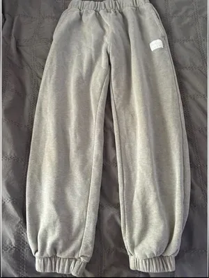 Hollister Women's Light Gray Fleece Joggers thumbnail 2