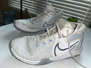 Nike KD Trey 5 VII EP Volleyball Basketball Shoe thumbnail 1
