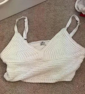 hollister knitted top thumbnail 1