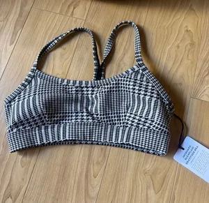 ALO Yoga Jagqaurd Glenplaid Gratitude Bra thumbnail 1