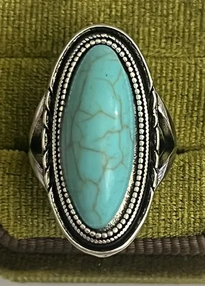Vintage/Boho Oval Design Faux Turquoise Stainless Steel Silver Ring Size 7 NWT thumbnail 1