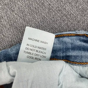 Judy Blue Dad Jean Light Wash Distressed Denim Raw Hem Size 13/31 thumbnail 7