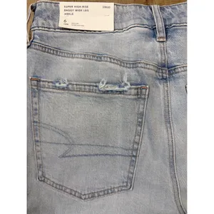 American Eagle Super High-Rise Baggy Wide Leg Ankle Jean Light Wash Distressed 6 thumbnail 9