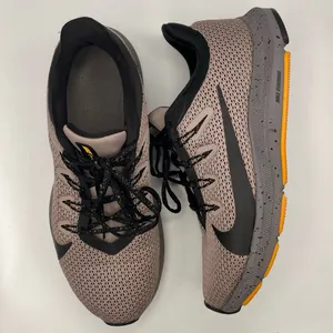 Nike Quest 2 SE running athletic comfy sneakers women’s Size 7 thumbnail 5