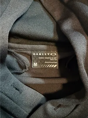 Oakley hoodie thumbnail 3