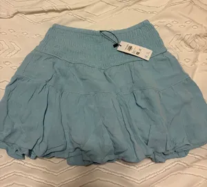 Garage Skirt thumbnail 1