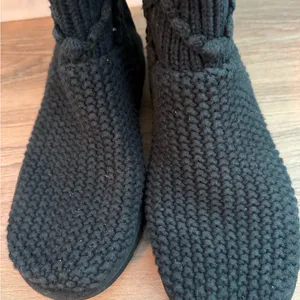 UGG Black Cable-Knit Boots Sz 7 thumbnail 5