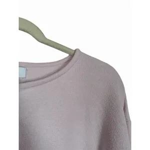 Love By GAP Women's Sz S Light Pink Waffle Knit Henley Cropped Top Cotton Blend thumbnail 4