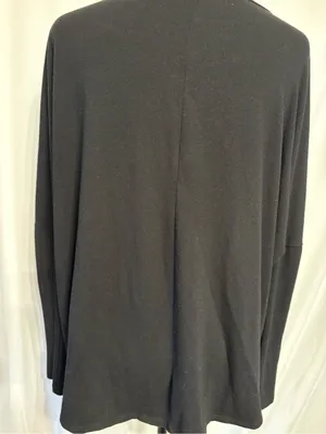 Zenana Outfitters Boho Black Button-Front Tie Hem V-Neck Blouse Size M thumbnail 3