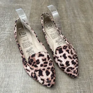 ROLLASOLE Into the Wild Leopard Print Flats Small (Fits 5.5-6.5) Packable Travel thumbnail 3