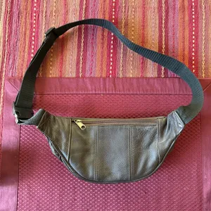 vintage granola boho brown pebbled leather fanny pack waist bag adjustable strap thumbnail 3