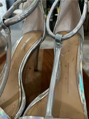 Gianni Bini Silver Hologram T-Strap High Heel Sandals Sz 6.5 thumbnail 11
