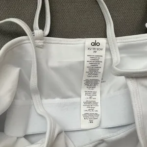 Alo Yoga Airbrush Refined Bra Tank White XS thumbnail 3