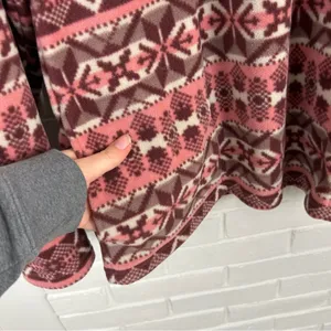 D&Co. Pink Snowflake Patterned Fleece Quarter Zip Pullover Size M Size M thumbnail 5