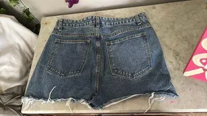 Pretty Little Thing Jean Shorts thumbnail 2