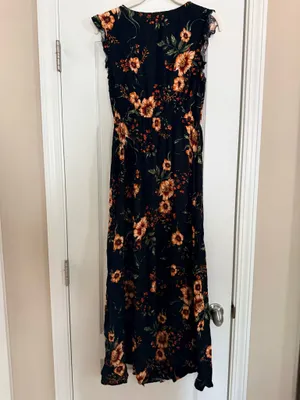 Dress thumbnail 2