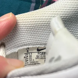 Nike Women’s Court Legacy Next Nature 'White Malachite' Size 8 thumbnail 8