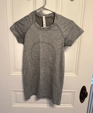 Lululemon Swiftly Tech Short Sleeve Grey thumbnail 1