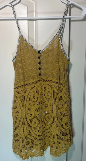 Gimmicks by BKE‎ Lace Crochet Tank Top Mustard Yellow Boho Y2K Festival XS thumbnail 1