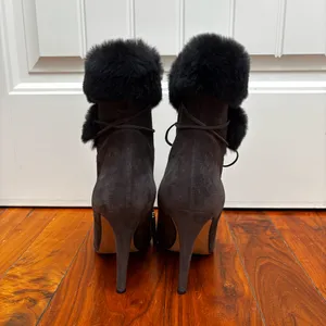 Oscar De La Renta Suede and Real Fur Heeled Ankle Booties Grey 9.5 40 thumbnail 5