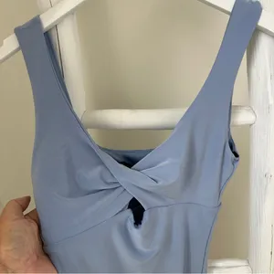 21 Saints Light Blue Sleeveless Twist-Front Mini Dress Size Small thumbnail 3