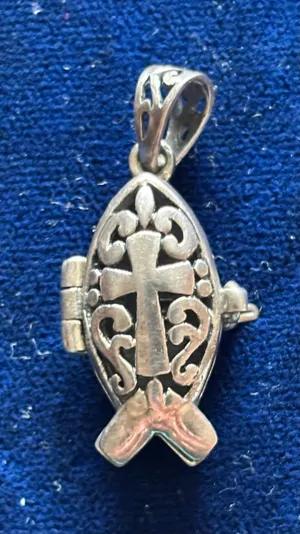 Vintage Sterling Silver Prayer Christian Box Cross Pendant 1" x .5" Opens Up thumbnail 2
