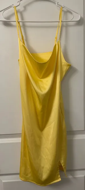 Women’s Dress Shein thumbnail 1