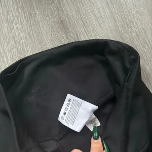 Nike Women's Black and White Leggings thumbnail 2