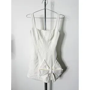 Elliatt Mini Dress White Square Neck Oversized Bow Slit Sleeveless XS thumbnail 4