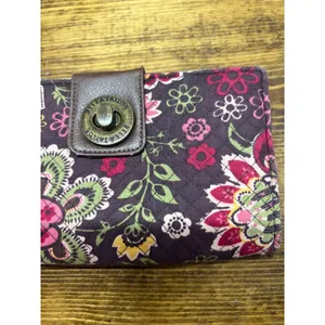 Bella & Taylor Brown Paisley Wallet‎ thumbnail 3