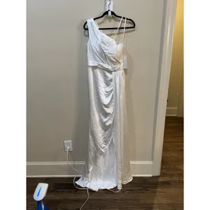 Mac Duggal White One Shoulder Cutout Charmeuse Gown Satin Size 8 Bridal thumbnail 4