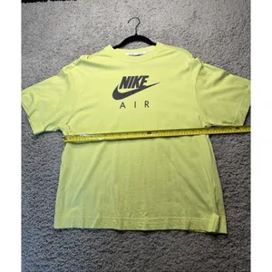 Nike Air Womens M Boxy Tee Shirt Loose Crop Yellow Black Short Sleeve thumbnail 5