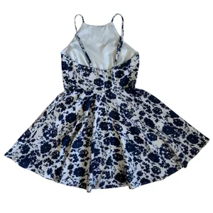 Lulus Navy‎ Blue White Floral High Neck Skater Dress LD9225Y Womens Medium thumbnail 3