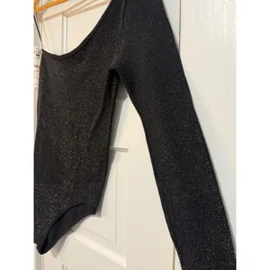 Zara Womens Black Shimmer Metallic One edgy Shoulder Ribbed Bodysuit XS NWOT thumbnail 3