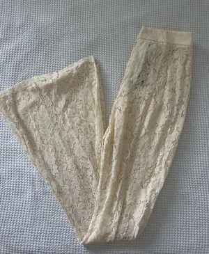 Pretty Little Thing Lace Pants Flare thumbnail 1