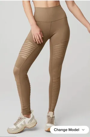 ALO YOGA MOTO LEGGING‎ neutral Gravel taupe size xs thumbnail 1