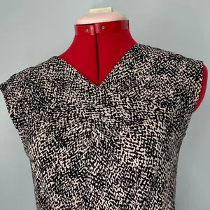 Ann Taylor Twist Front Top Sz SP thumbnail 2