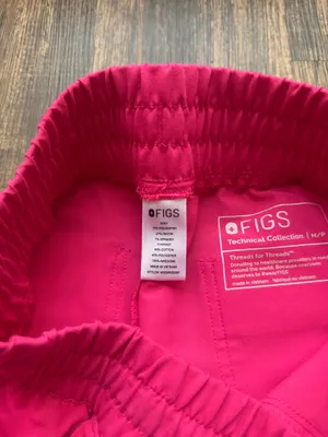 FIGS Women’s Shocking Pink Zamora Ruched Jogger Scrub Pants - Size M Petite thumbnail 4
