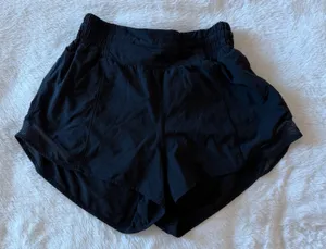 Lululemon Hotty Hot Shorts 2.5" thumbnail 1