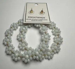Large Statement Gold Tone White Bead Flower Circle Dangle Drop Pierced Earrings thumbnail 8