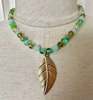 Cookie Lee green glass bead crystal leaf pendant necklace thumbnail 1