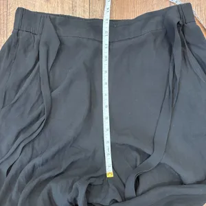 Aritzia Wilfred Sz Large The Faun Ankle Pant High-Waisted Wide-Leg Black Pants thumbnail 10