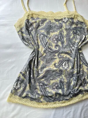 Ann Taylor tank top in excellent condition Size L thumbnail 2
