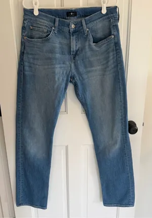 7 For All Mankind The Straight Women’s Jeans 33 Medium Wash Stretch Denim thumbnail 1