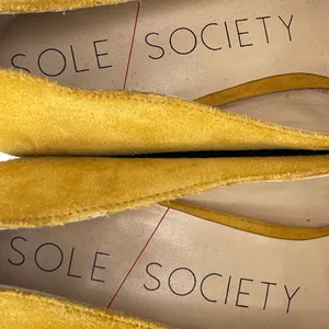 Sole Society Mustard Suede Leather Pointed Toe Block Heel Slip On Pumps Shoes 10 thumbnail 5
