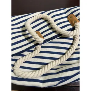 Summer & Rose Tote Bag Striped Nautical‎ Beach Rope Handles Zip Closure NWOT thumbnail 3