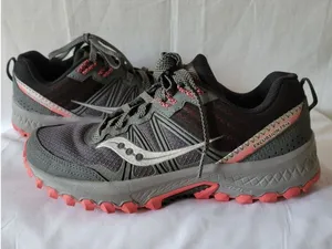 Saucony Women's Excursion TR14 Gray size 8 thumbnail 1