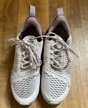 Nike Air Max 270 Barely Rose thumbnail 2