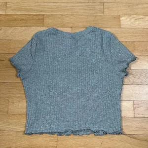 Shein EZwear solid lettuce trim rib-knit tee thumbnail 2